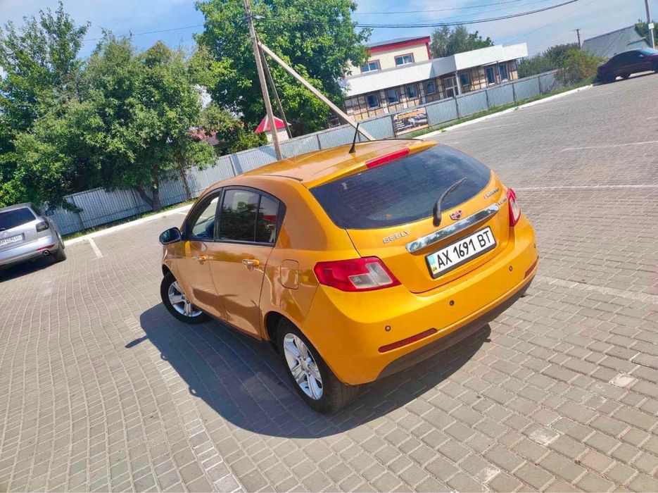 Geely emgrand ec7rv