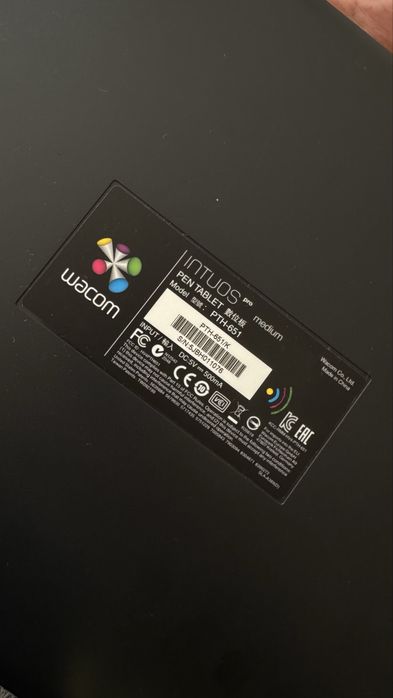 Wacom intuos Pro M como Nova em caixa / acessorios