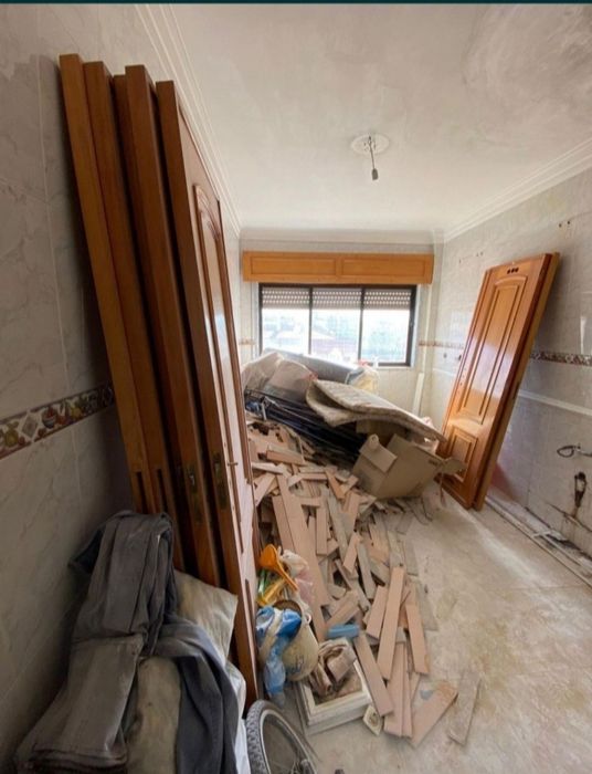 Mudanças e  Recolha GRÁTIS de Máquinas frigoríficos e sucatas