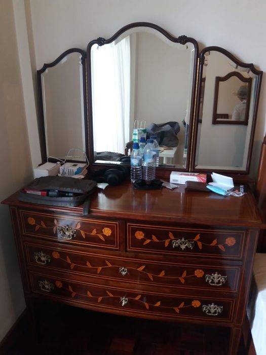 Antiguidades mobilia