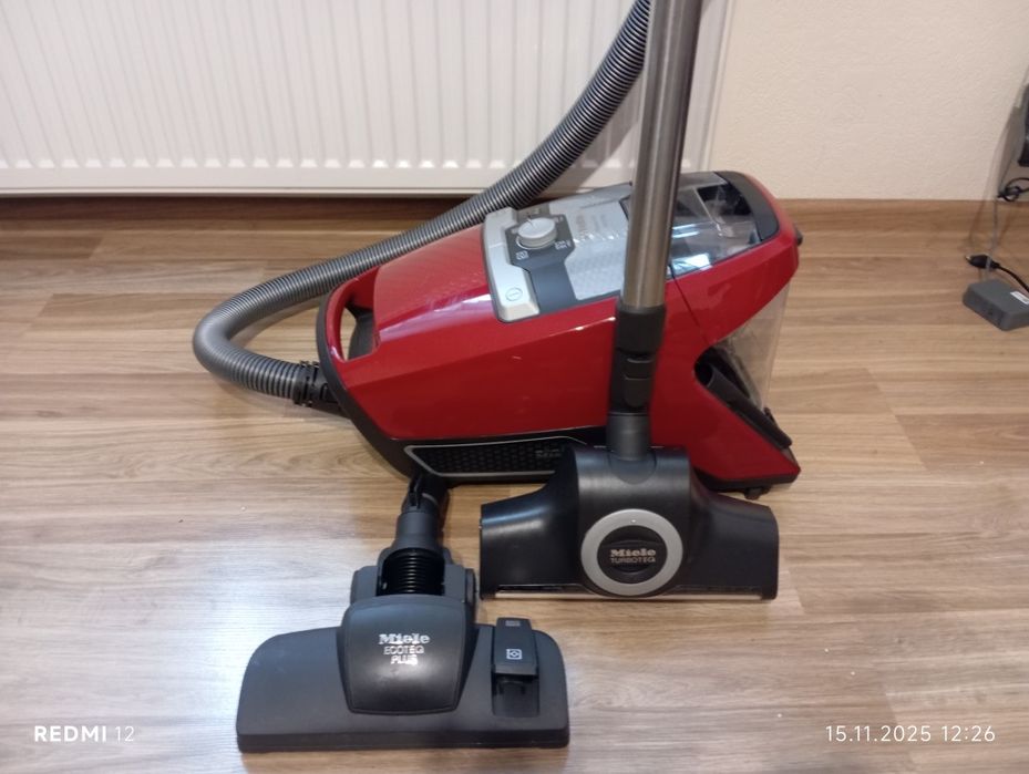 Odkurzacz Miele kapletny na gwarancji