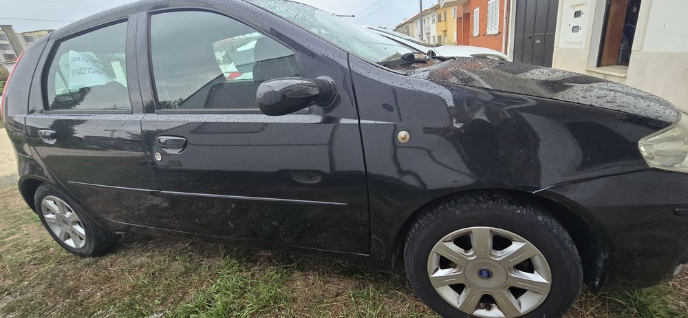 FIAT Punto 1.3 Multijet 5 portas, 5 lugares