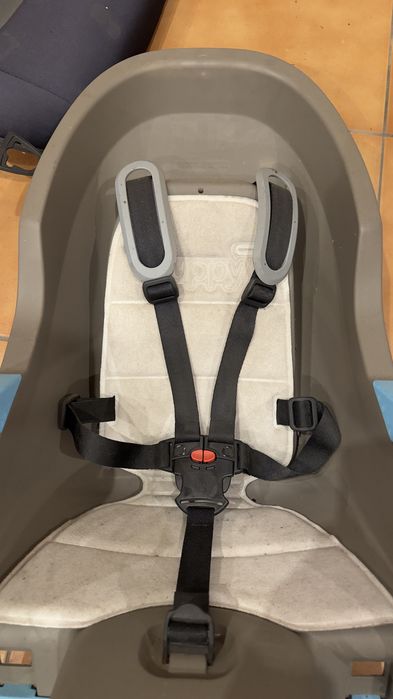 Cadeira de bebé com suporte para bicicleta Polisport