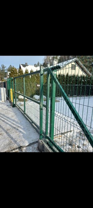 Ogrodzenia panelowe sprzedaż oraz montaż