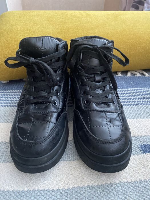 Ботінки зимові 350 грн 22 см устілка