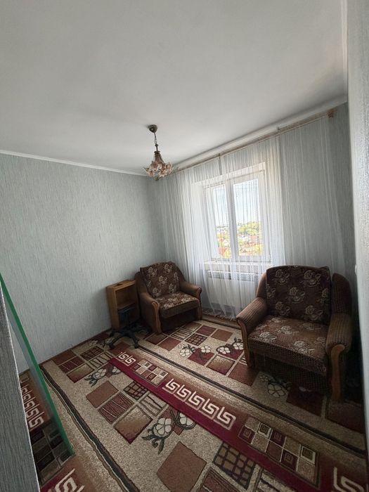 Продам 5 кімнатну квартиру в центрі район 5 школи
