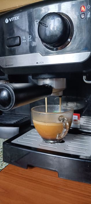 Продам кофеварка