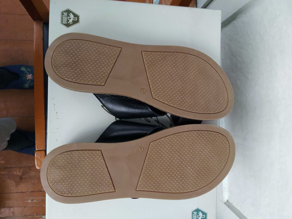 Продам шльопанці (босоніжки) жіночі Туреччина.