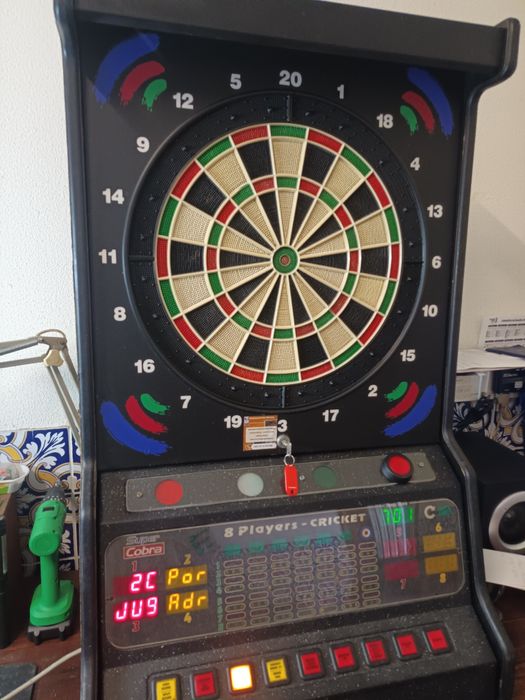 Máquina Diversão Setas Dardos Darts modelo Super Cobra.Funcionar