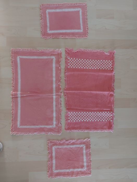 Marcadores mesa rosa