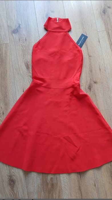 Zjawiskowa sukienka Guess by Marciano