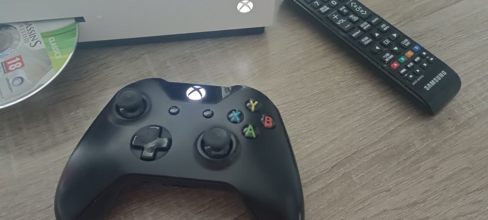 Xbox one s gra pad