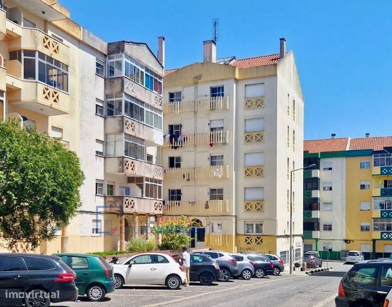 Apartamento T2 Mercês