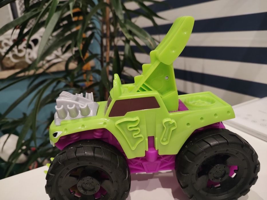 PLAY-DOH ciastolina Wheels Monster Truck F1322 hot