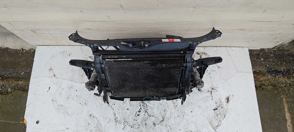 Pas Przedni kompletny Audi A4 B6 8E 1.9 TDI