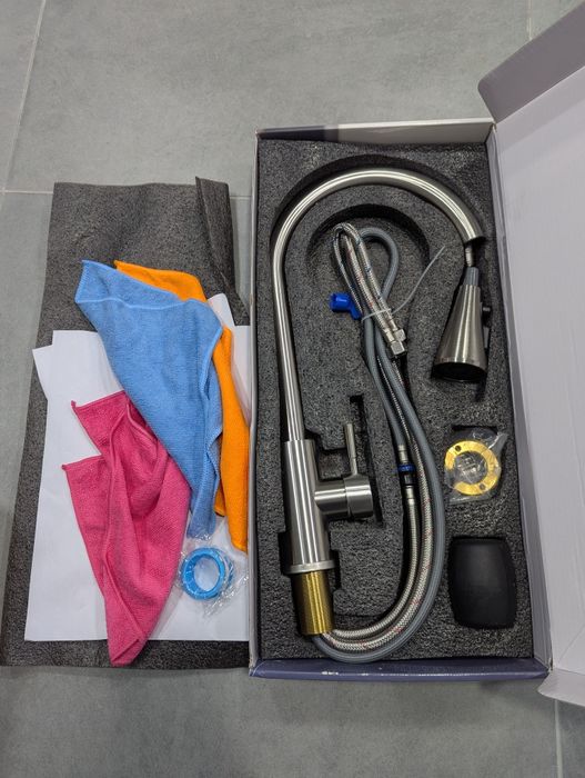 Кухонний змішувач Bravell