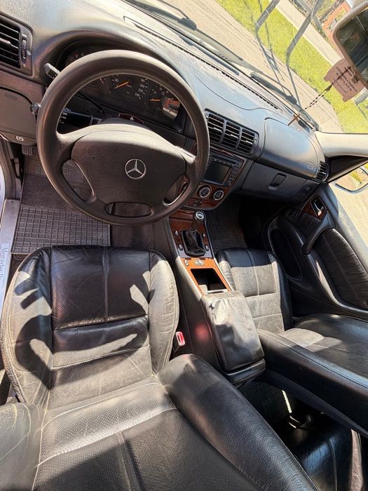 Mercedes ml 270 2002r manualna 217 tys km