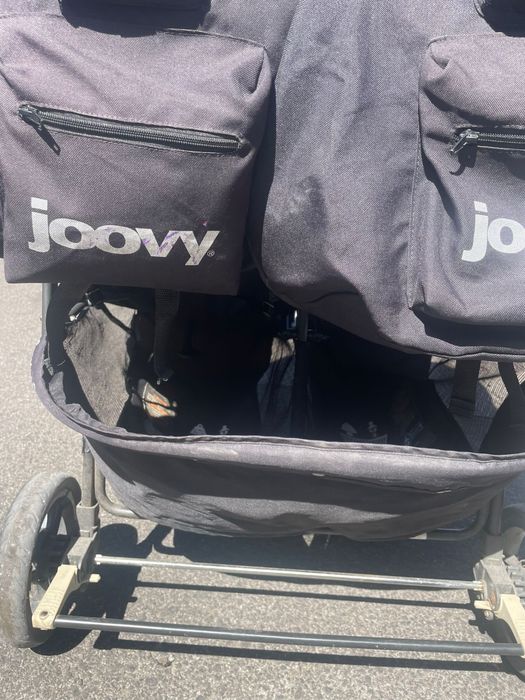 Carrinho de gemeos joovy