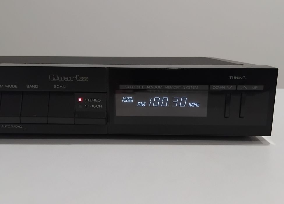AKAI Tuner Sintonizador Rádio AT-A305