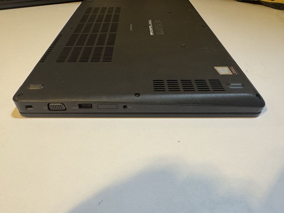 Dell Latitude 5591 15.6 HD i5 8400H 8GB/500GB SSD