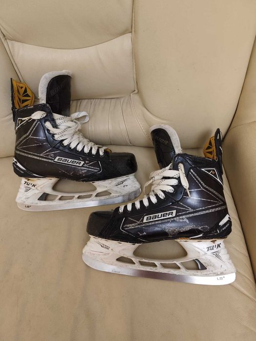 Ковзани хокейні Bauer Supreme 1s, SR 9EE