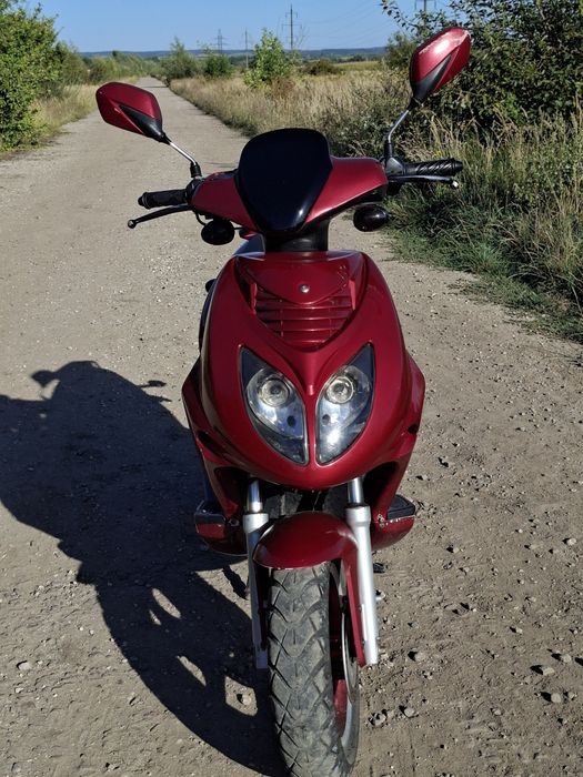 Скутер Viper R3 50 кубів