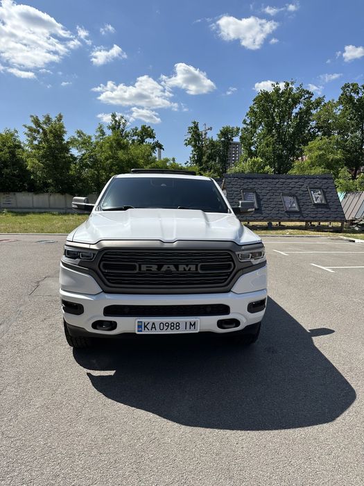 Dodge Ram 1500 Limited