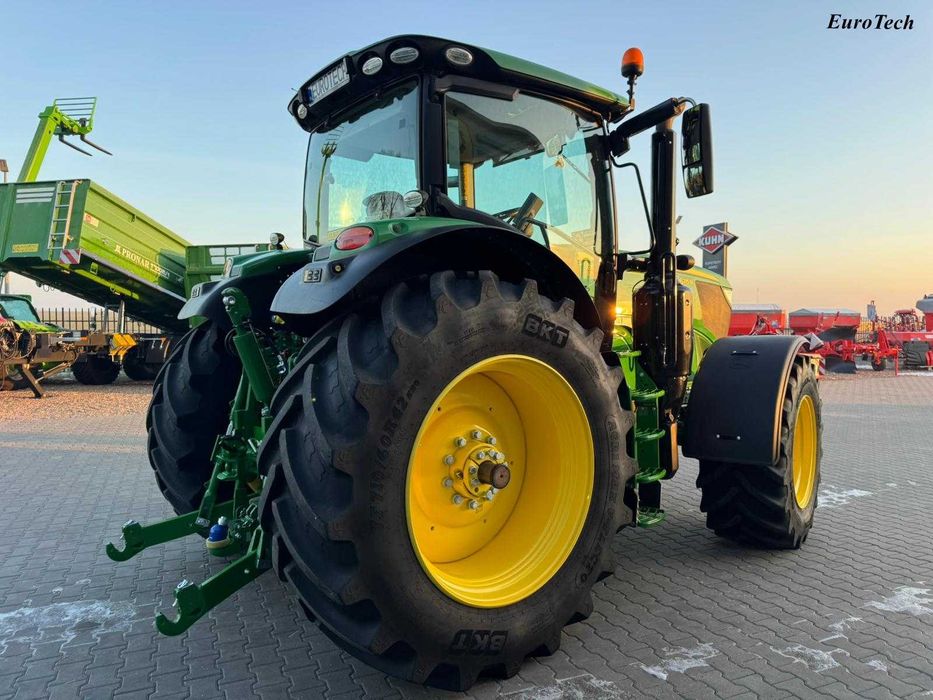 John Deere 6215r piękny egzemplarz import. 6250r 6195r GPS LED