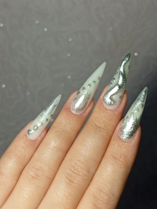 Запрошую на манікюр