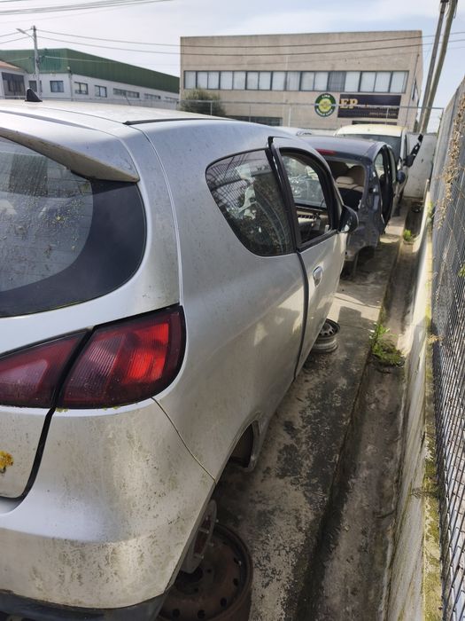 Peças Mitsubishi Colt 3 Portas
