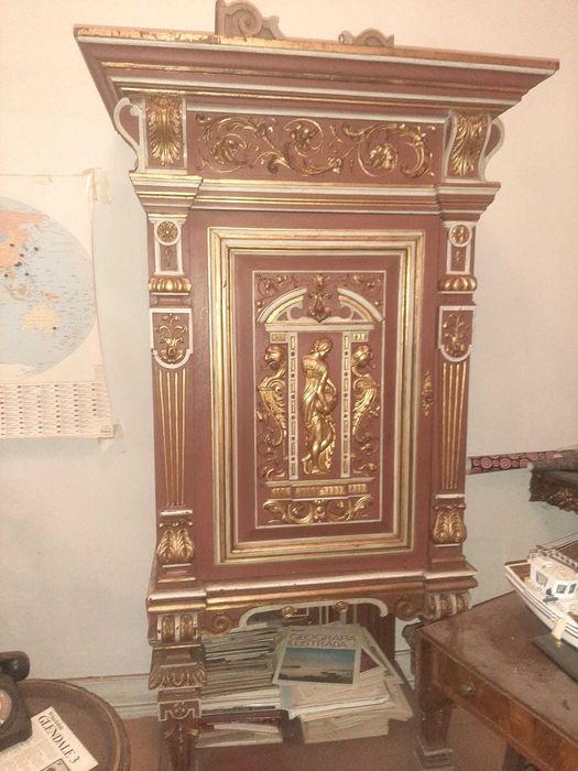 Antiguidades - Móvel Contador pintado