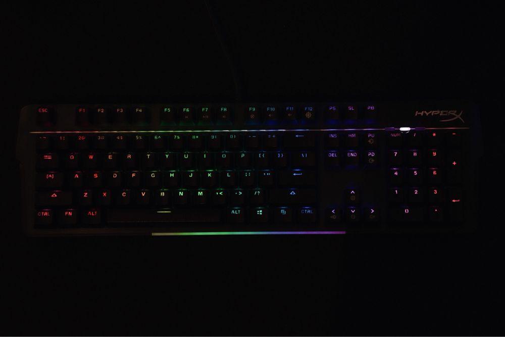 Teclado HyperX Alloy MKW100