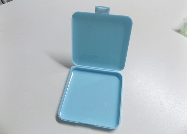 Caixa para máscaras