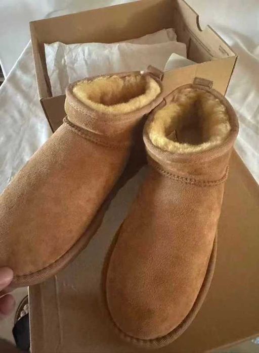 UGG / Mini_Classic  38