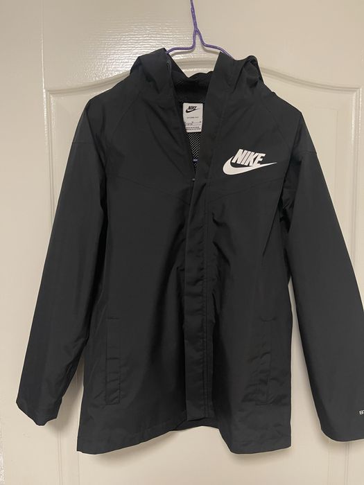 Продам весняну куртку на хлопчика