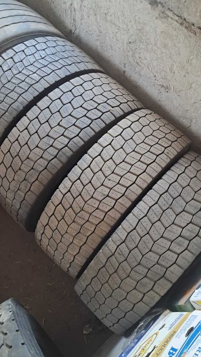Шини вантажнi Michelin 315.70.22.5