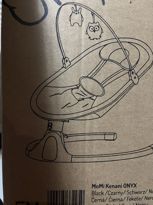 Новий Заколисуючий центр MoMi Kenani Onyx