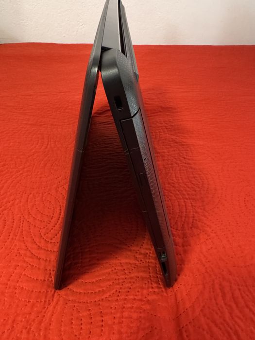 HP 15-db/RYZEN 3 3200U/RAM DDR4 8GB/SSD M2 8GB/ GPU 2GB