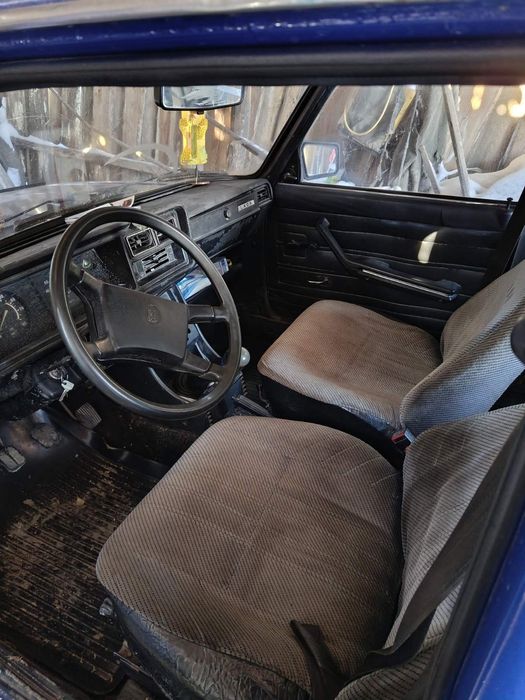 Автомобіль ВАЗ 2104