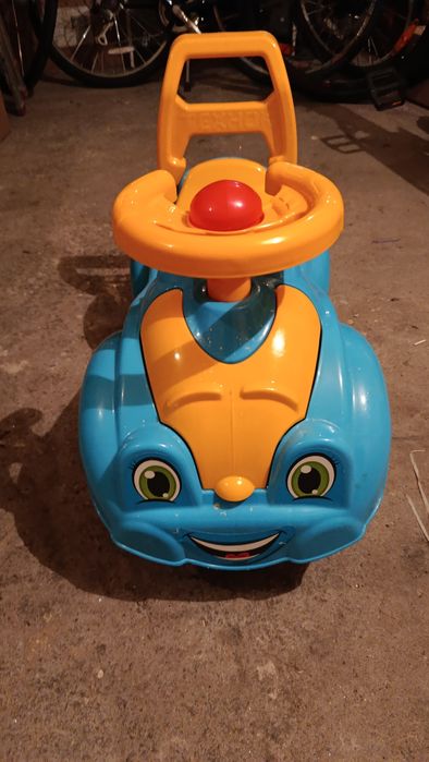 Jeździk pchacz dla chłopca