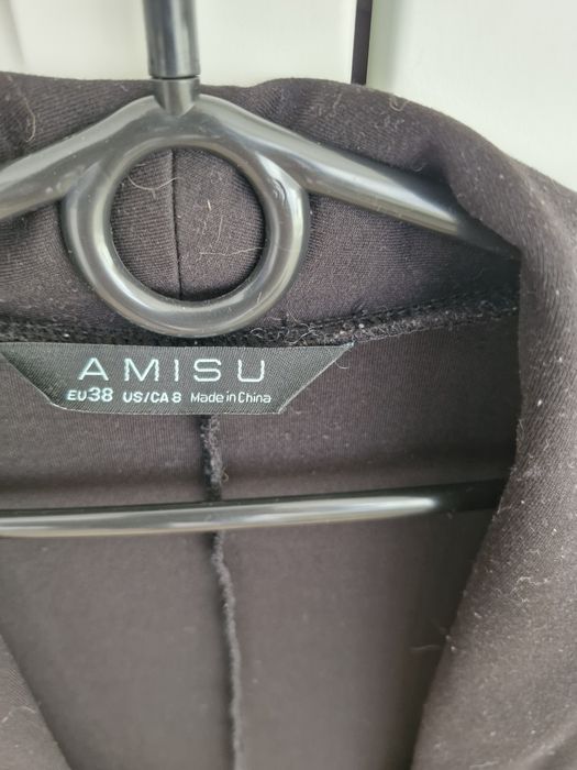 Amisu czarna dresowa marynarka r.38, M