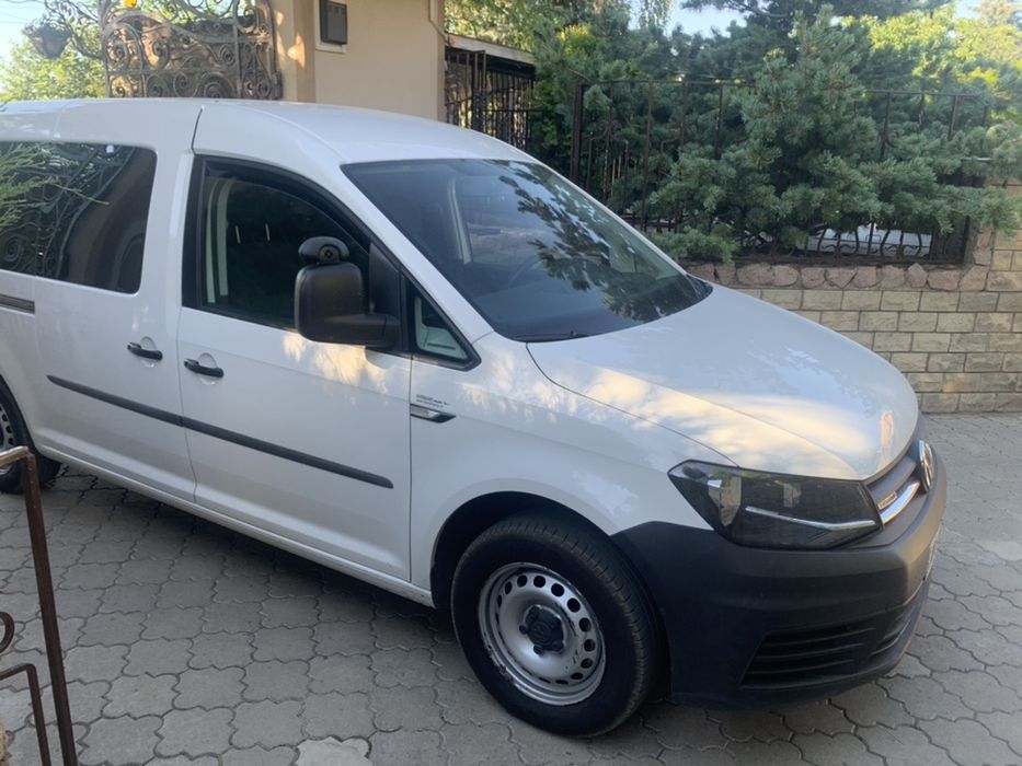 Vw caddy 7 mest metan 14 700 Volkswagen