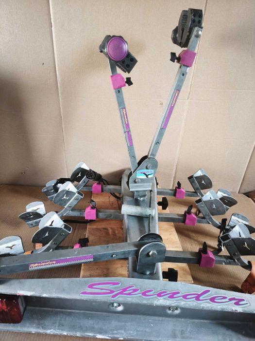 Bagażnik uchwyt na trzy rowery na hak Uchylny 75kg udźwig Spinder
