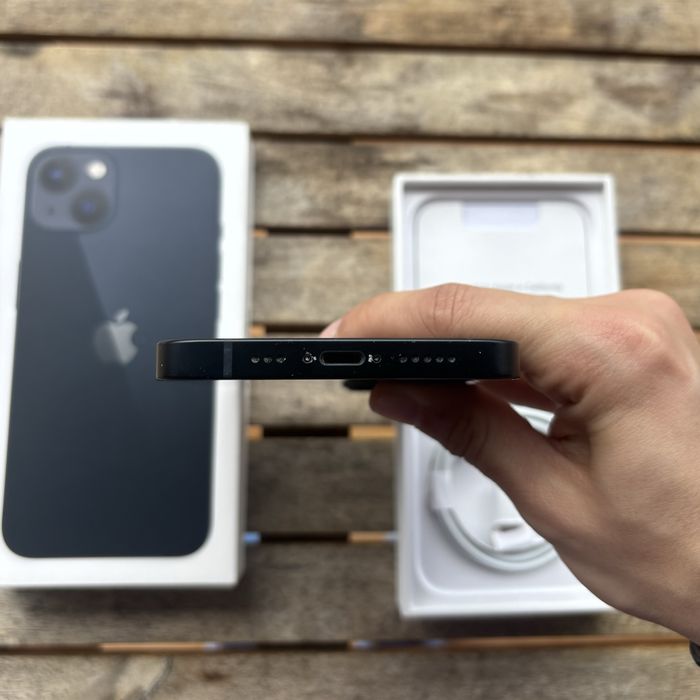 iPhone 13 - 128GB | Preto