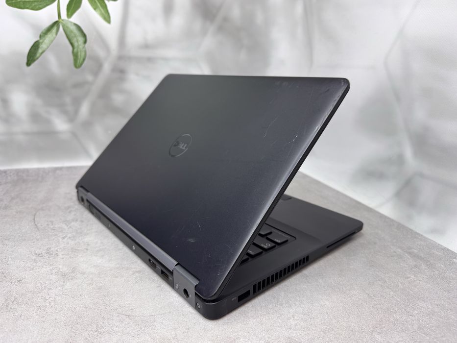 Ноутбук  Dell Latitude E5470/i7-6820H/8GB/SSD 256GB/14 " HD