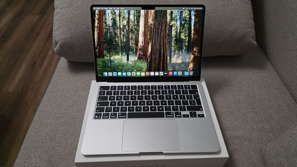 Macbook Air 13 M4 16/256 Będzin Gzichów • OLX.pl