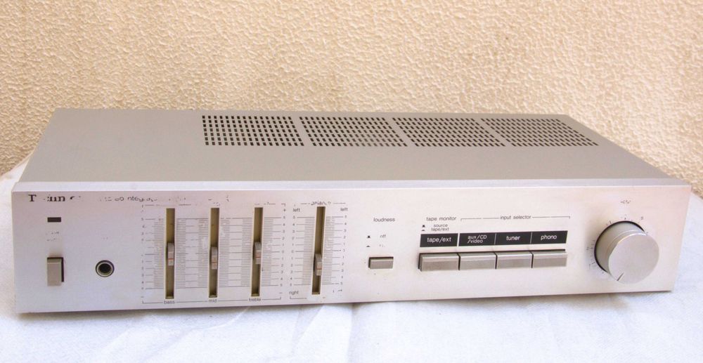 Amplificador Integrado  Technics SU-Z15
