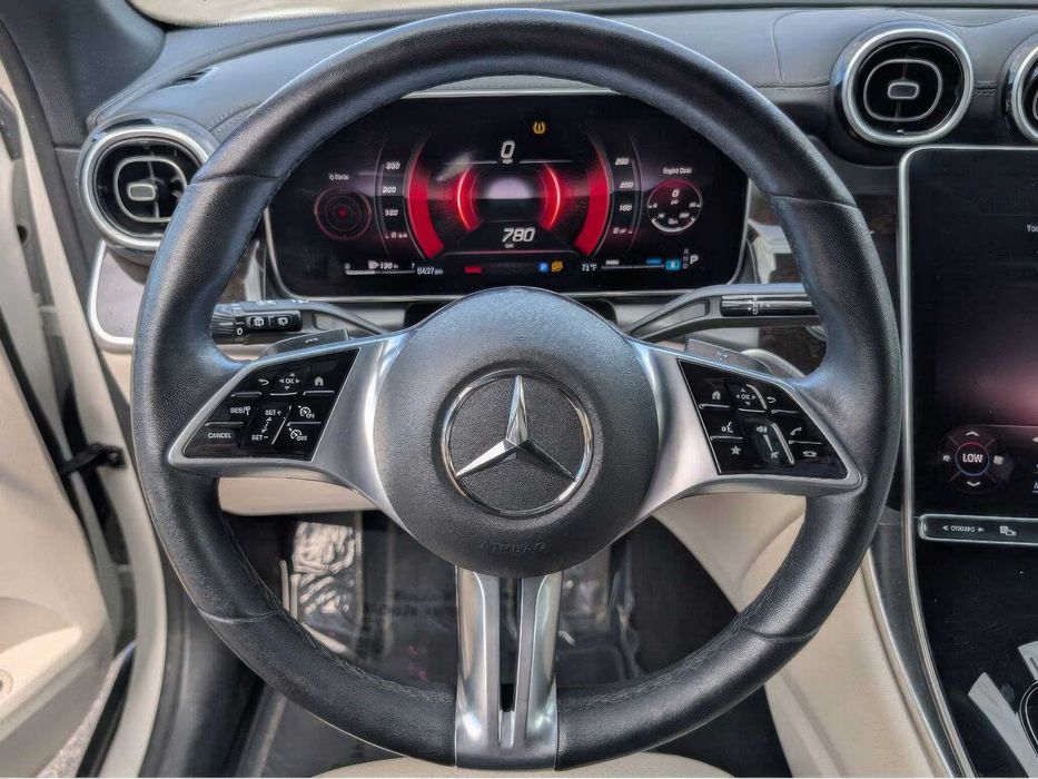 Mercedes-Benz Glc 300      2024