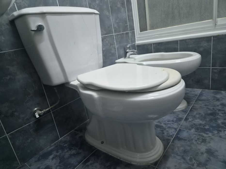 Sanitários (lavatório,  sanita, bidé)