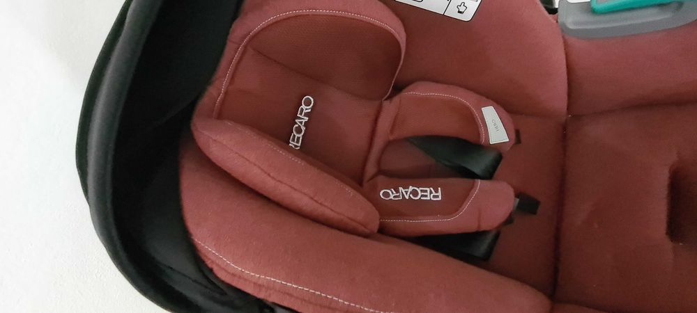 Cadeira auto Recaro + Isofix